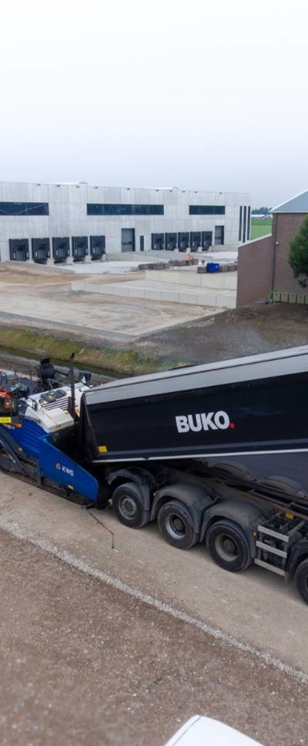 Asfalteren Logistiek Terrein Agrimm bv (Amstelveen).jpg